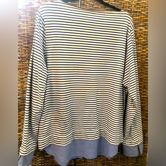 🎉 J. CREW BLUE & WHITE STRIPPED L/S TOP w/ OXFORD PEEK! 🤩 - Picture 2 of 9